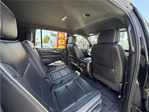 Used 2021 GMC Yukon XL SLT AWD/4WD image 27