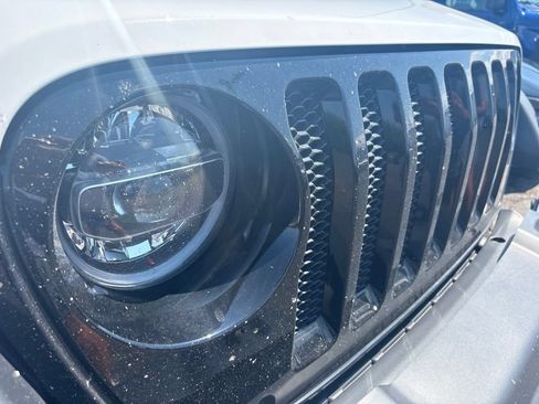 Used 2022 Jeep Wrangler Unlimited Sport AWD/4WD image 12