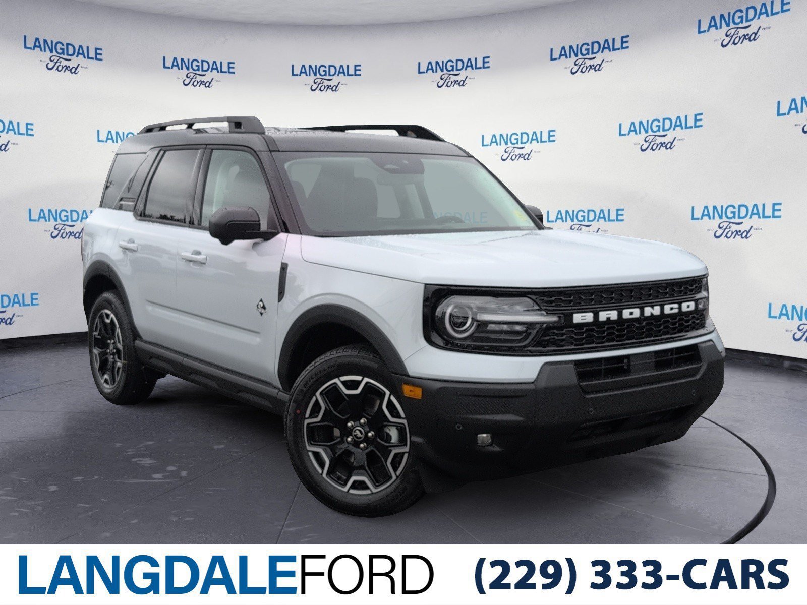 New 2026 Ford Bronco Sport Outer Banks w/ Outer Banks Tech Package+ AWD/4WD image 1