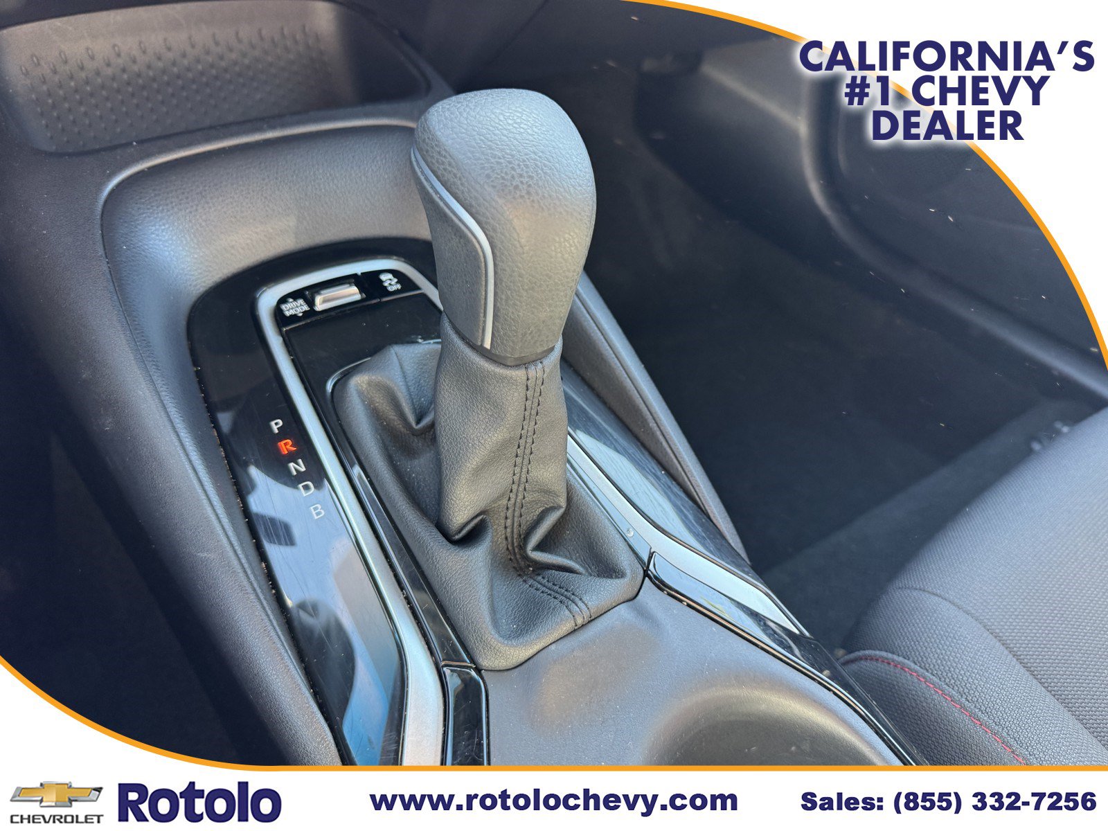 Used 2025 Toyota Corolla SE FWD image 21