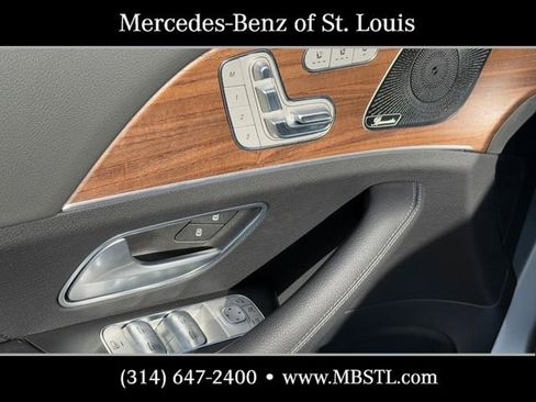 New 2025 Mercedes-Benz GLS 450 4MATIC image 11