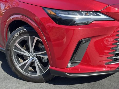 Used 2025 Lexus RX 350 FWD w/ Technology Package image 2