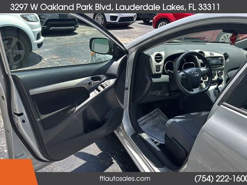 Used 2013 Toyota Matrix L w/ L Sport Pkg FWD image 18