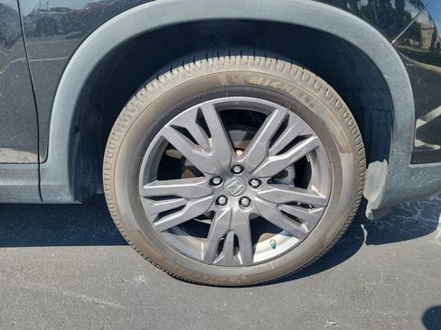 Used 2019 Honda Passport EX-L image 2