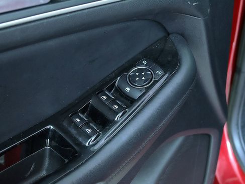 Used 2020 Ford Edge SEL w/ Convenience Package FWD image 18