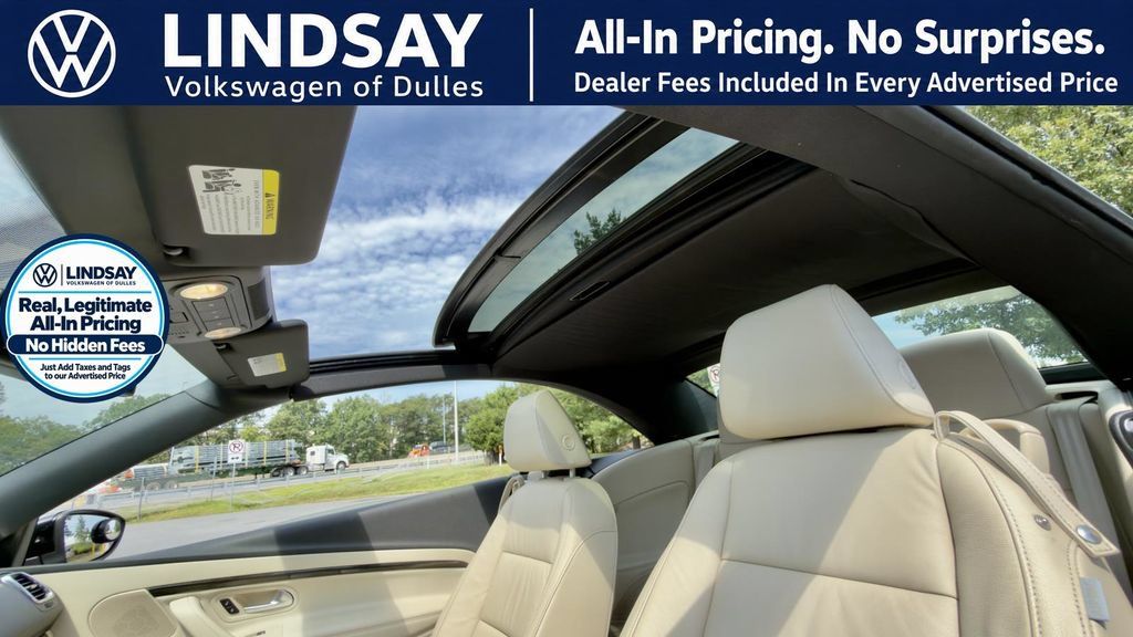 Used 2014 Volkswagen Eos Executive FWD image 25