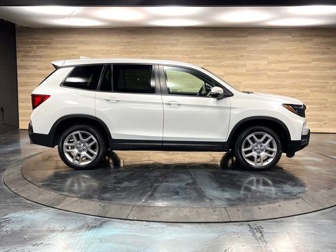Used 2024 Honda Passport EX-L image 28