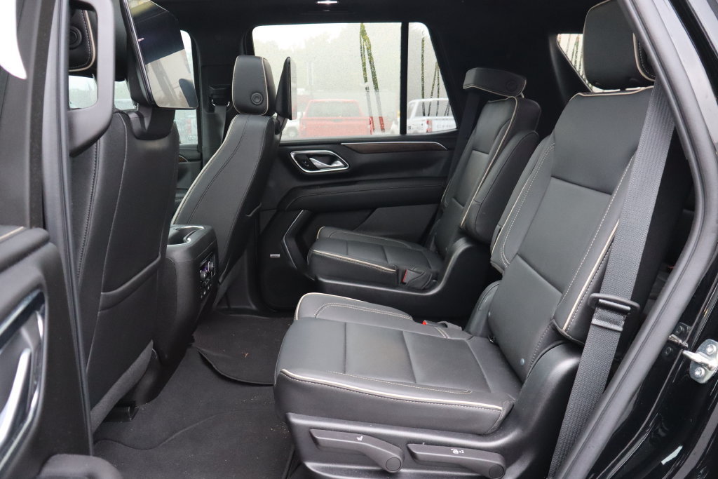 Used 2023 Chevrolet Tahoe Premier AWD/4WD image 27