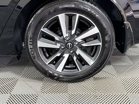 Certified 2025 Nissan Versa S w/ S Plus Package image 4