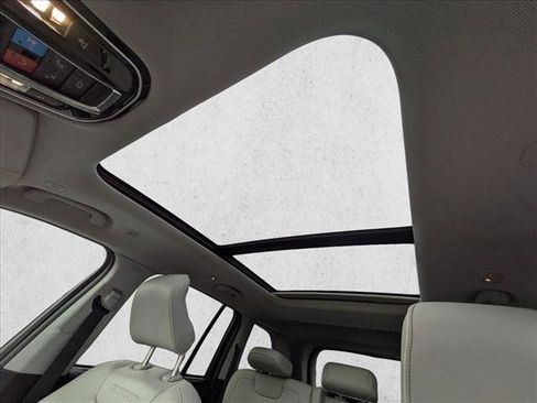 Used 2022 Jeep Grand Cherokee Summit w/ Adv Protech Group IV image 15