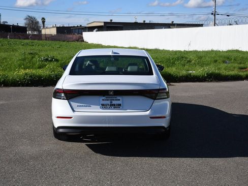 Used 2025 Honda Accord LX image 4