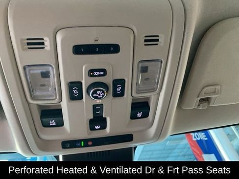 Used 2024 GMC Yukon Denali image 39