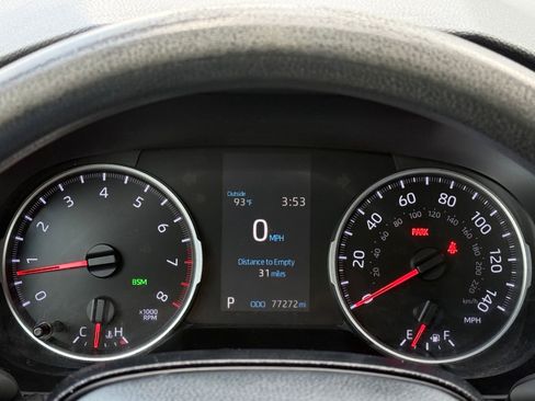 Used 2020 Toyota RAV4 XLE FWD image 28
