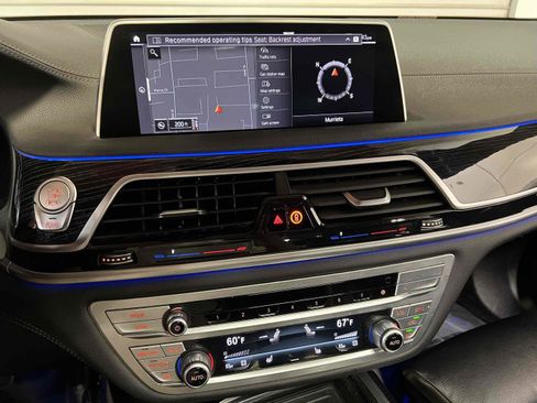 Used 2022 BMW 740i 740i - DRIVING ASSISTANCE PROF w/ M Sport Package image 6