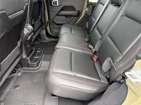 New 2026 Jeep Wrangler Unlimited Rubicon AWD/4WD image 19