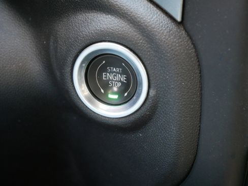 Used 2021 Chevrolet Silverado 1500 RST image 26