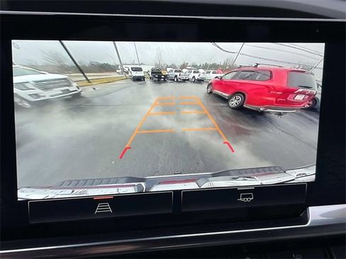 Used 2025 GMC Sierra 1500 SLT image 30