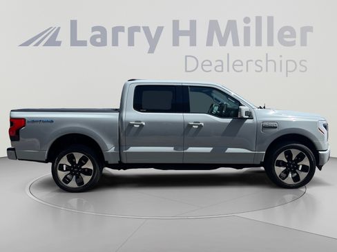 Used 2023 Ford F150 Lightning Platinum AWD/4WD image 6