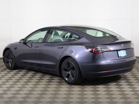Used 2021 Tesla Model 3 Standard Range Plus RWD image 10