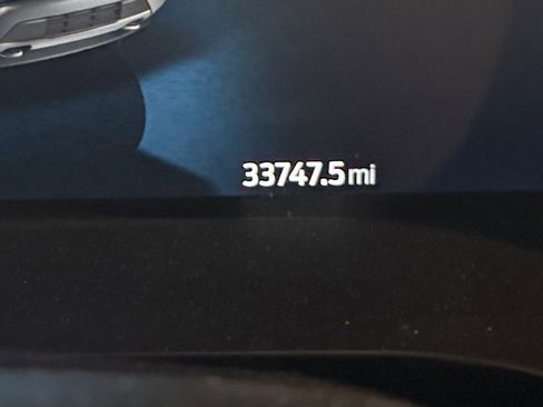 Used 2022 Ford F150 4x4 SuperCrew Hybrid image 9