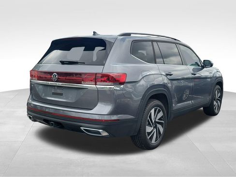 Used 2025 Volkswagen Atlas SE FWD image 10