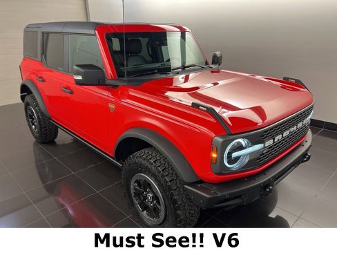 Certified 2022 Ford Bronco Badlands image 1