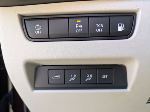 Certified 2025 MAZDA CX-90 Plug-In Hybrid w/ Premium Plus AWD/4WD image 25