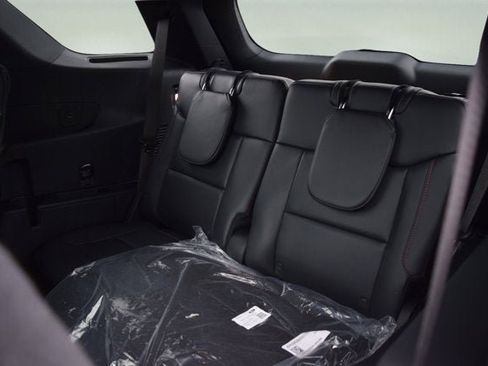 New 2026 Ford Explorer ST-Line w/ ST-Line Street Pack AWD/4WD image 7