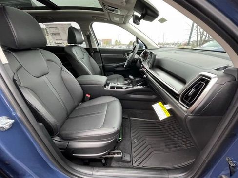 New 2025 Kia Sorento S w/ Panoramic Sunroof Package image 29