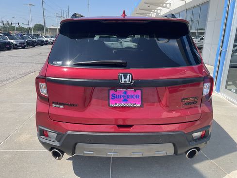 Used 2023 Honda Passport TrailSport image 3