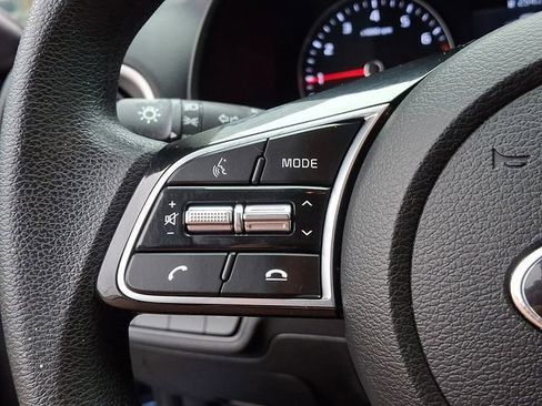 Used 2020 Kia Forte LXS FWD image 30