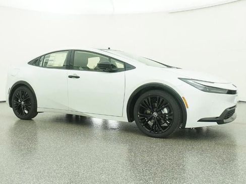 New 2026 Toyota Prius Plug-In Hybrid image 30