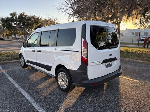 Used 2016 Ford Transit Connect XL image 4