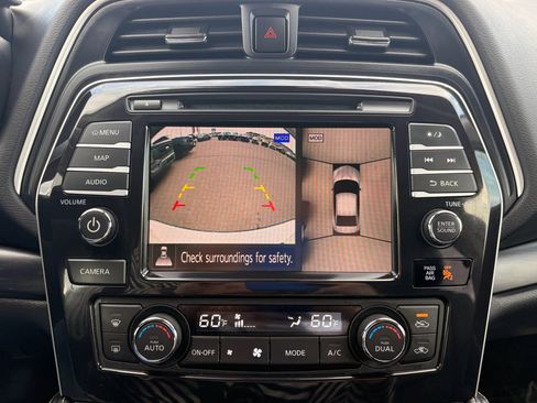Used 2023 Nissan Maxima Platinum w/ Sport Mat Group FWD image 23