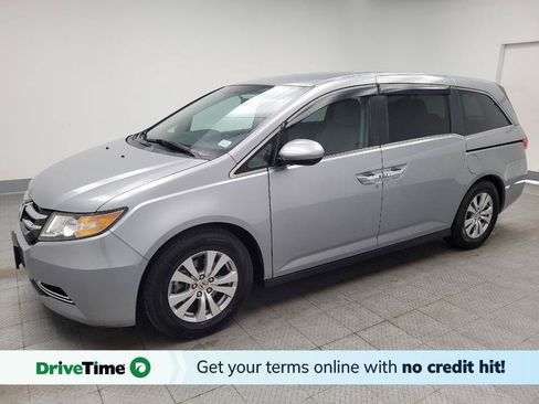 Used 2016 Honda Odyssey SE image 1