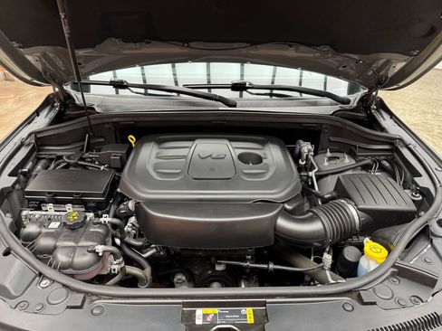 Used 2021 Jeep Grand Cherokee Laredo X AWD/4WD image 26