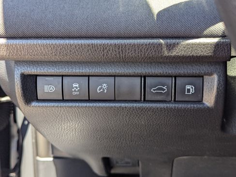 Used 2025 Toyota Camry LE FWD image 28