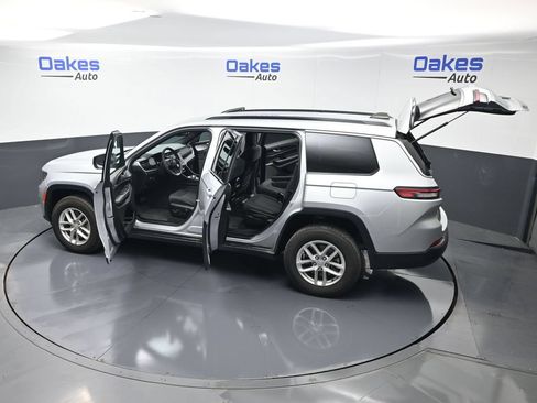 Used 2024 Jeep Grand Cherokee L Laredo RWD image 56