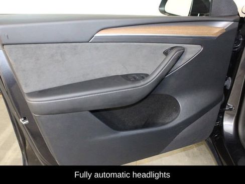 Used 2024 Tesla Model Y Long Range image 15