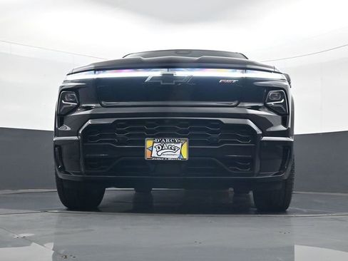 Certified 2025 Chevrolet Silverado EV RST AWD/4WD image 22