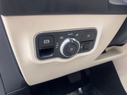 Used 2023 Mercedes-Benz EQB 300 300 w/ Exclusive Package image 54