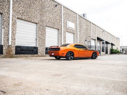 Used 2011 Dodge Challenger R/T image 39