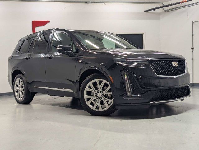 Used 2020 Cadillac XT6 Sport AWD/4WD image 2
