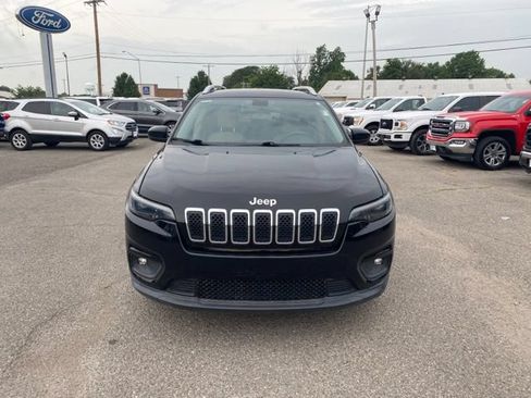 Used 2019 Jeep Cherokee Latitude FWD image 9
