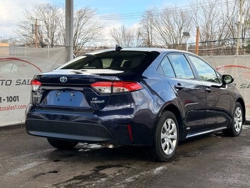Used 2024 Toyota Corolla LE image 11