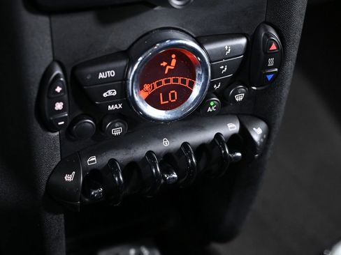 Used 2013 MINI Cooper Hardtop image 17