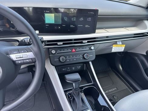 New 2026 Hyundai Tucson SE FWD image 27