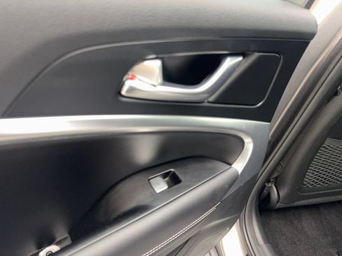 Used 2026 Genesis G70 2.5T RWD image 38