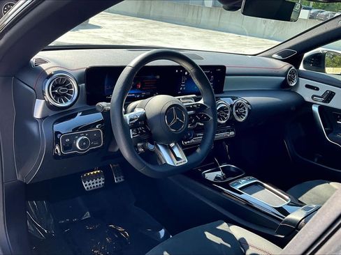 Used 2025 Mercedes-Benz CLA 35 AMG 4MATIC image 18