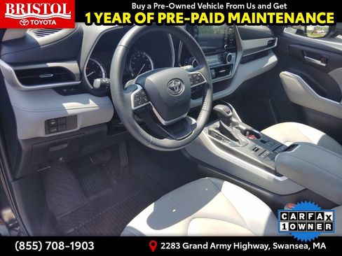 Used 2022 Toyota Highlander XLE AWD/4WD image 15